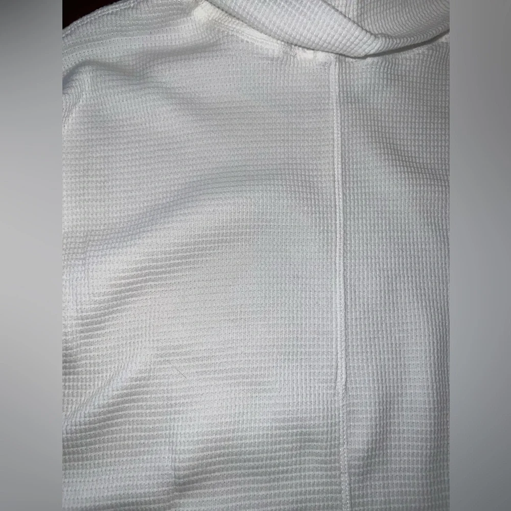 Aritzia Babaton Thermal Cowl Neck Shirt - Picture 6 of 7